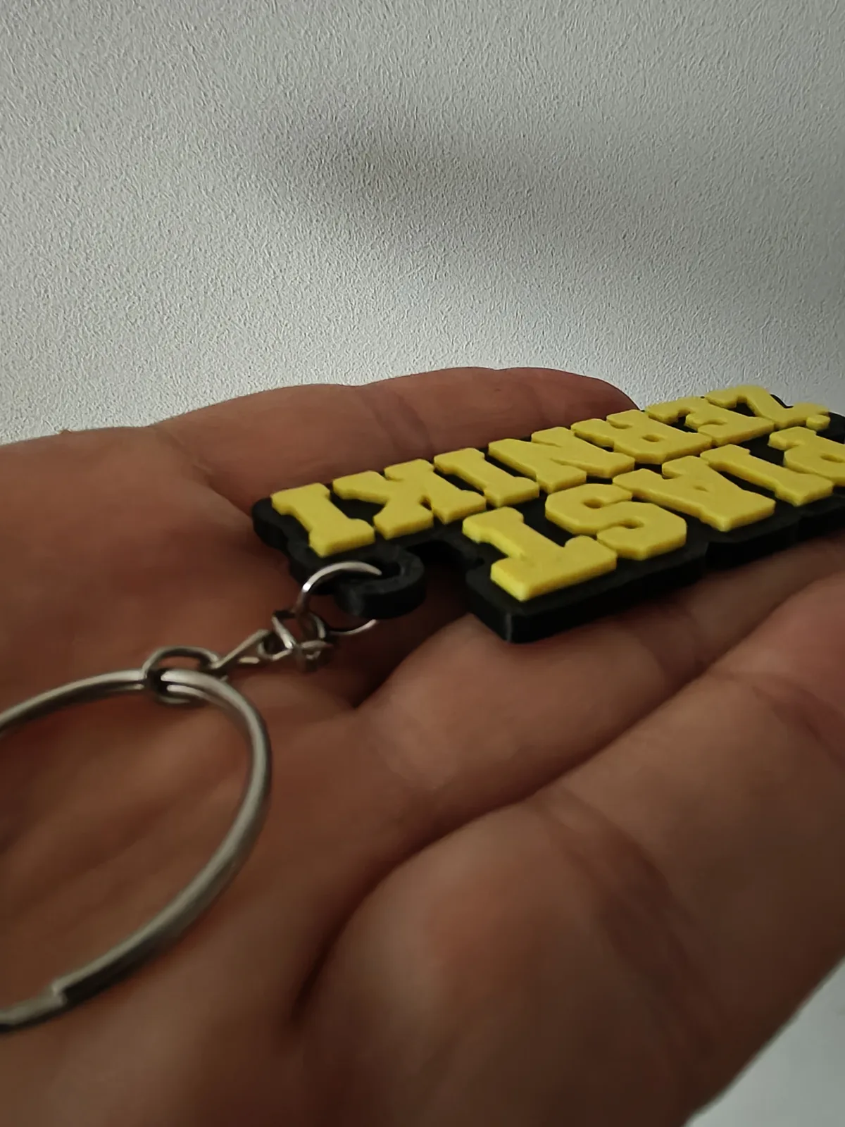 Text keychain from the side